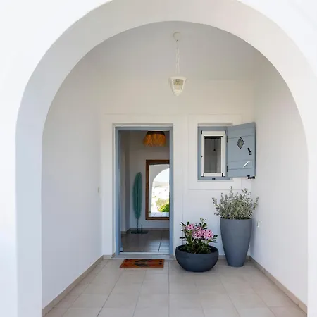 Valeli Two נאוסה