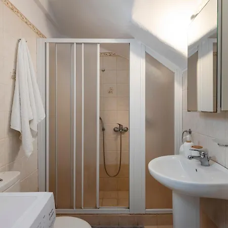 Vakantiehuis Valeli Two *