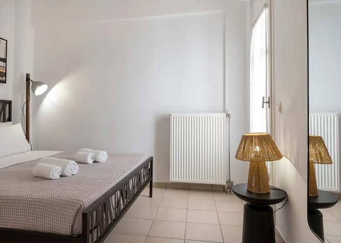 Valeli Two * Naousa (Paros)